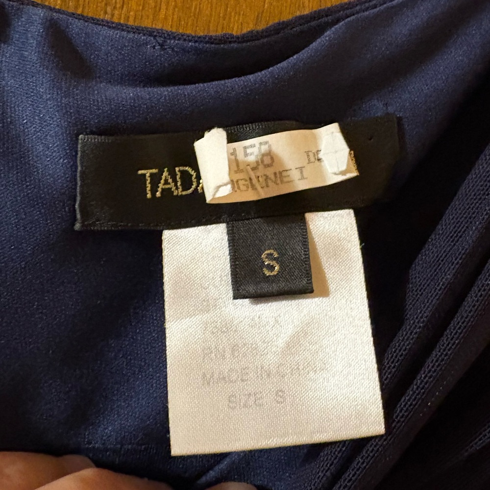 LAST CHANCE | Tadashi Shoji Navy Ruched Midi Dress - Picture 3 of 7